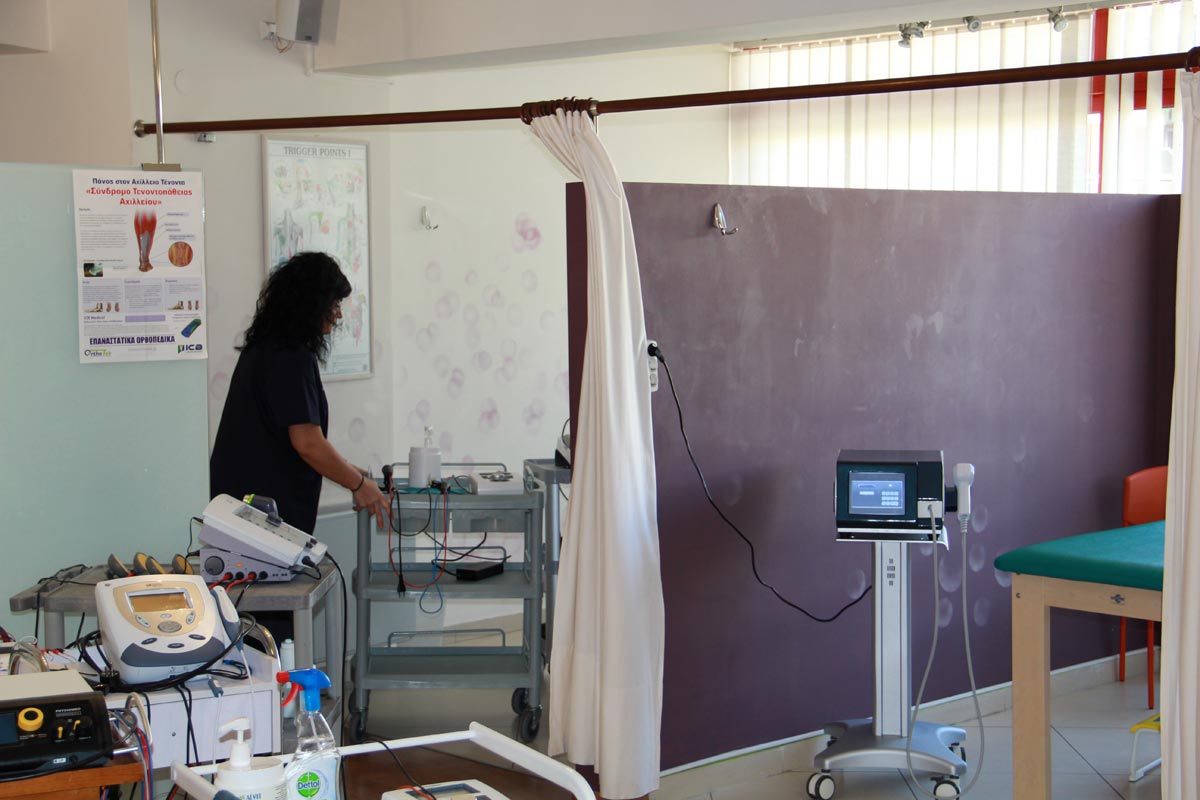 Εξοπλισμός ηλεκτροθεραπεία- Κέντρο Φυσικοθεραπείας και αποκατάστασης Αγρίνιο